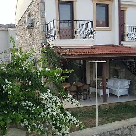 Datca Merkezde Esyali Dubleks *